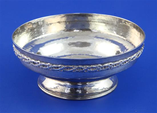 A George V Omar Ramsden silver bowl, 10.5 oz.